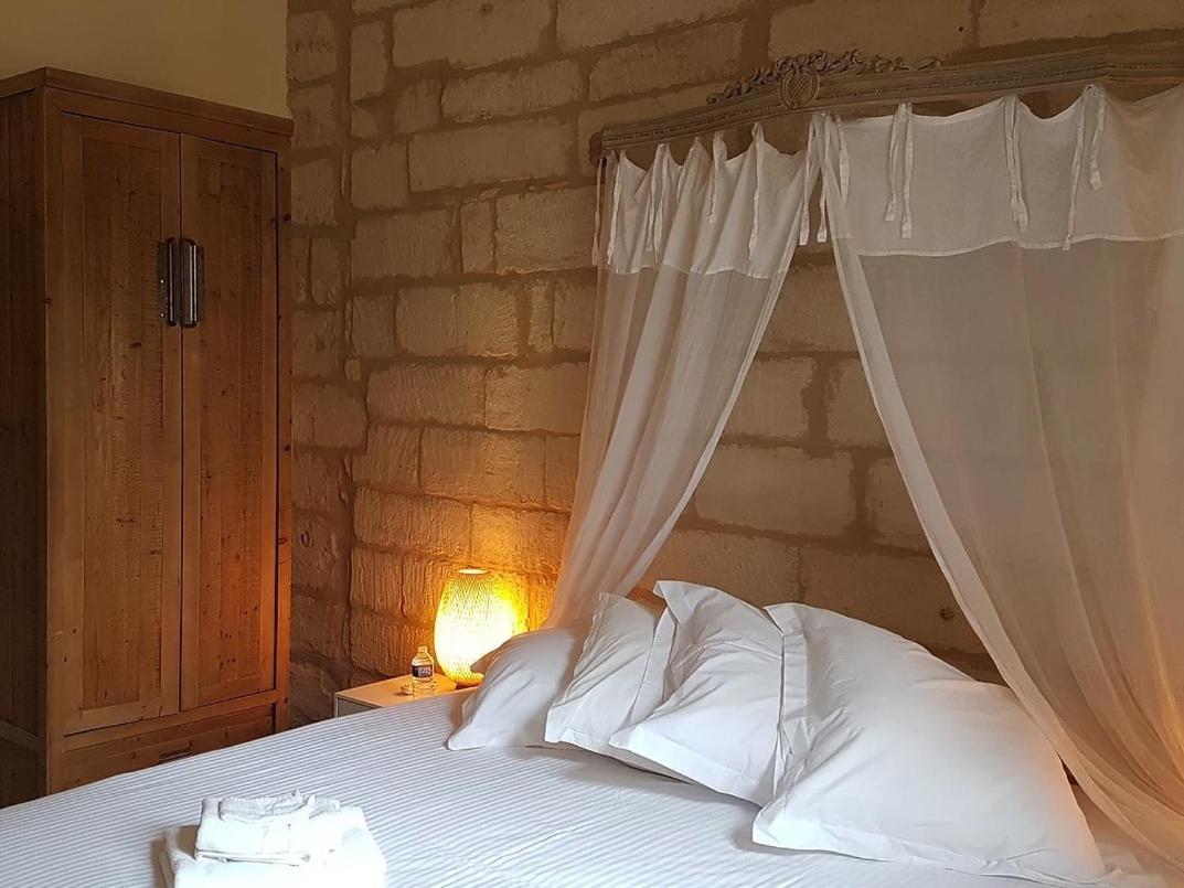 Bed and Breakfast La Maison Des Marronniers Uzès Pokoj fotografie